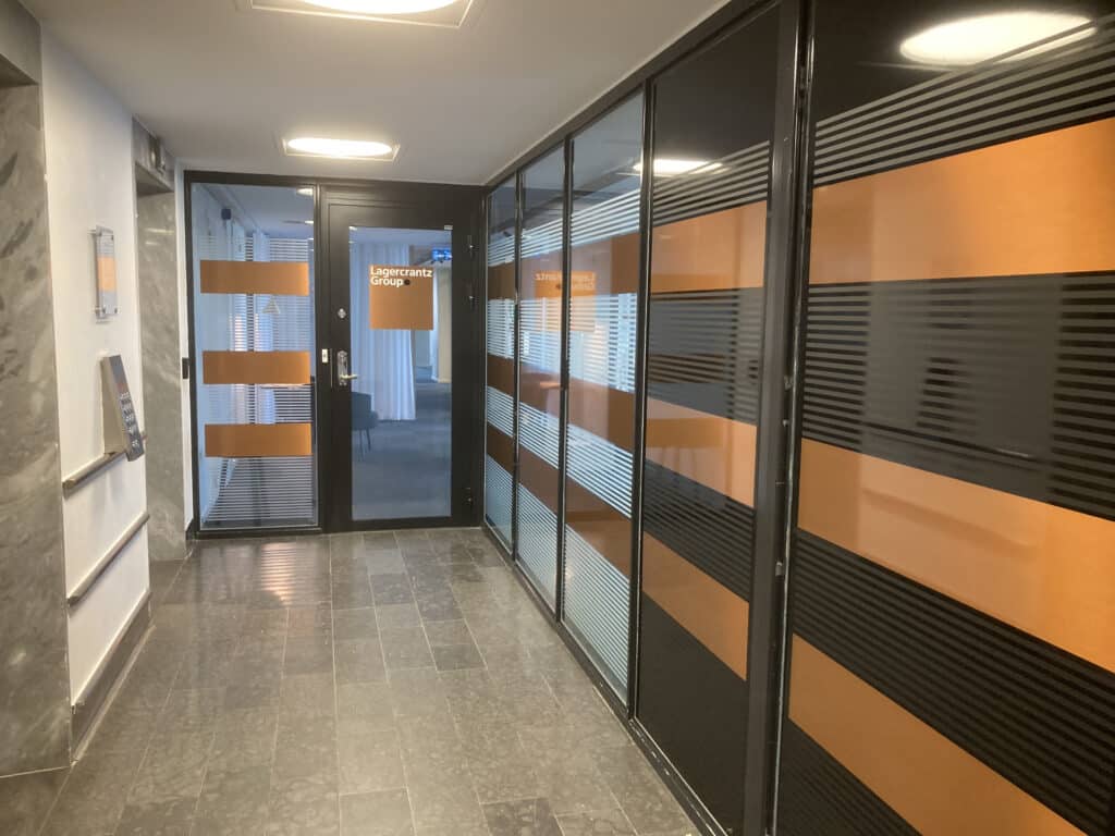 Entréparti inomhus hos Lagercrantz group
