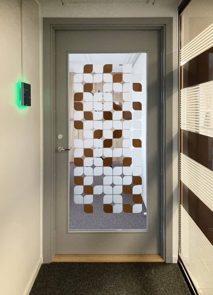 Innerdörr med dekor i folie